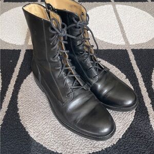 FRYE AND CO. Melissa Short Lace Lace-Up Boots